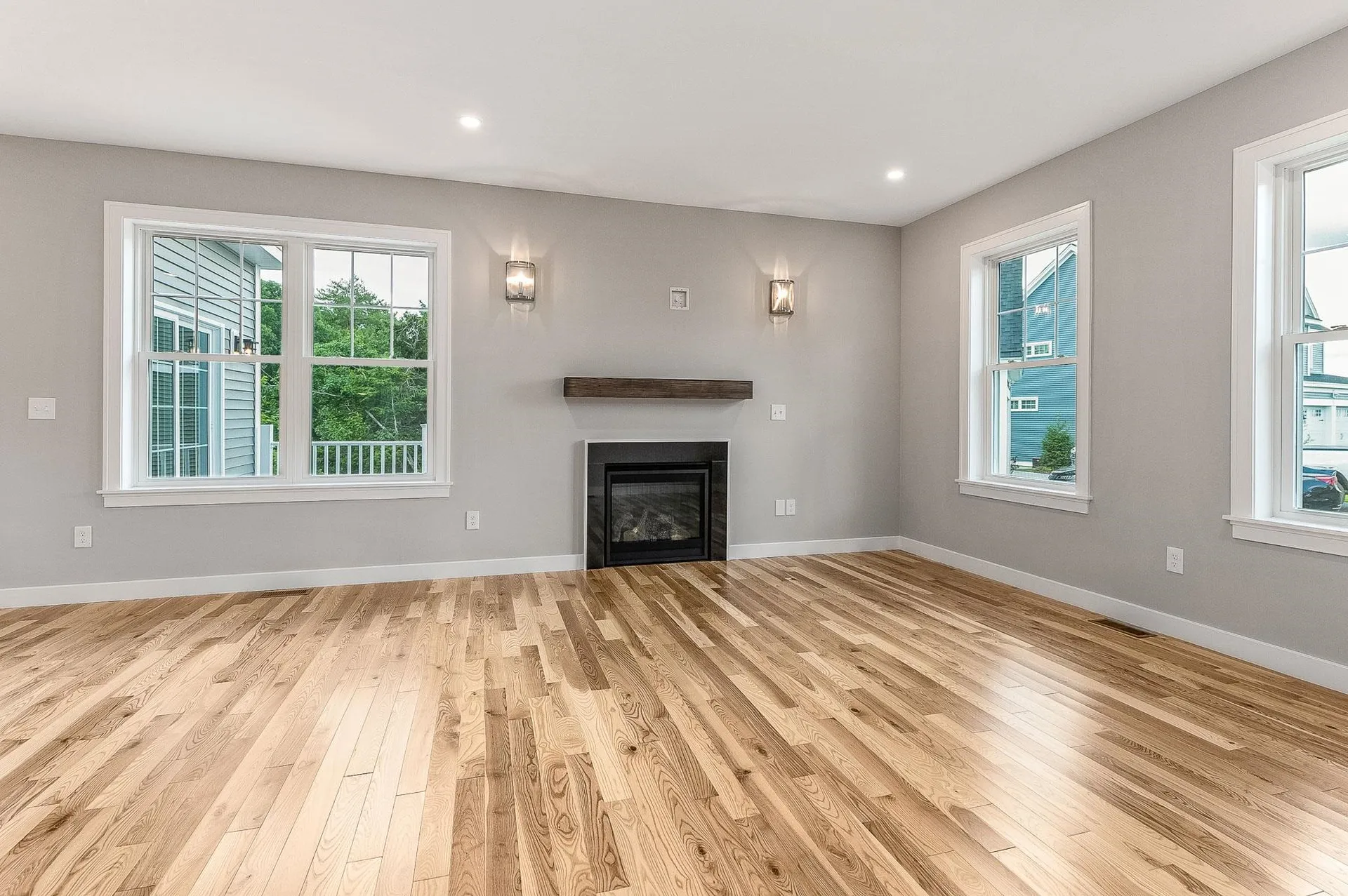 16 Summit Circle Newmarket NH 03857