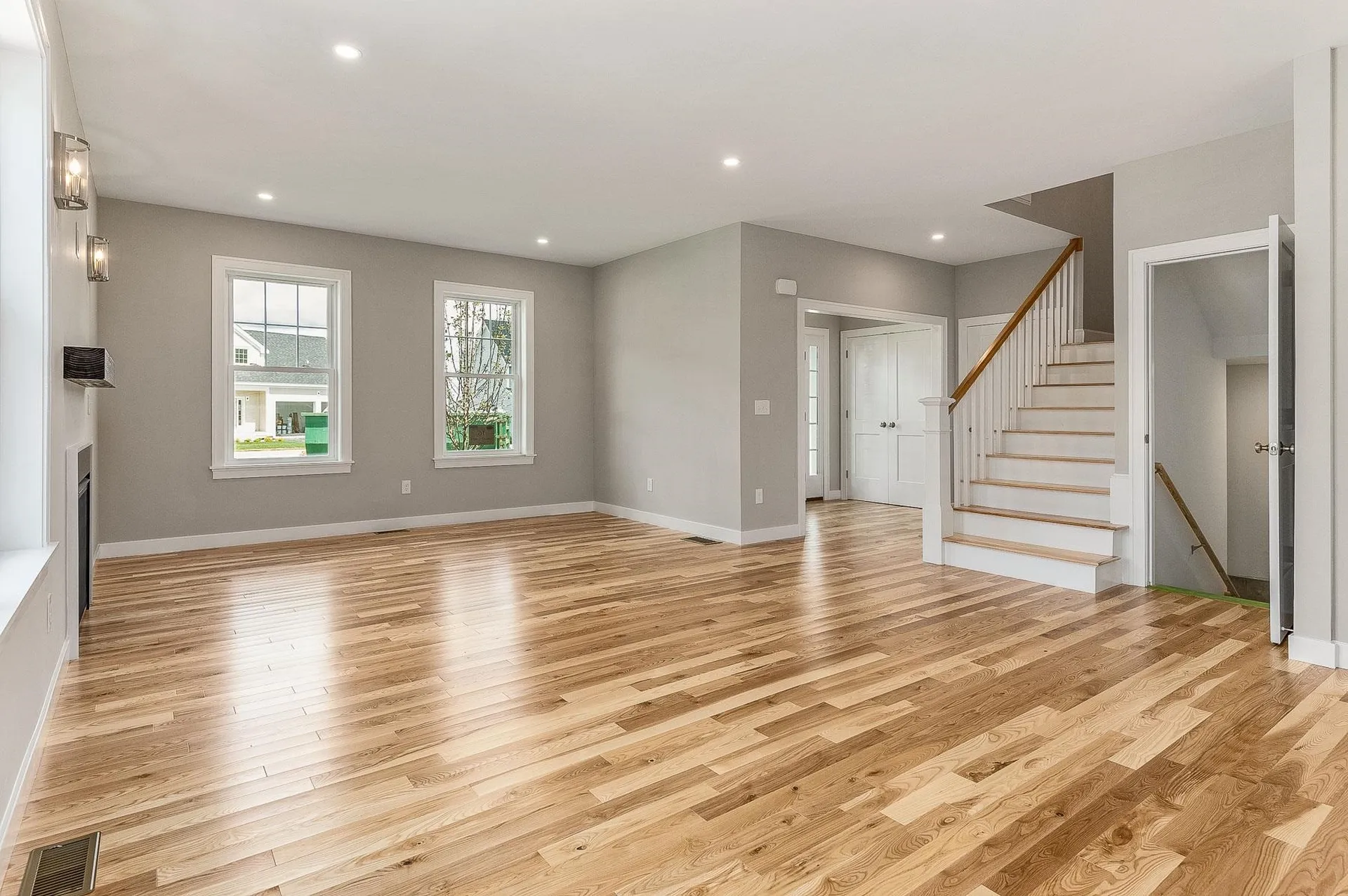 16 Summit Circle Newmarket NH 03857