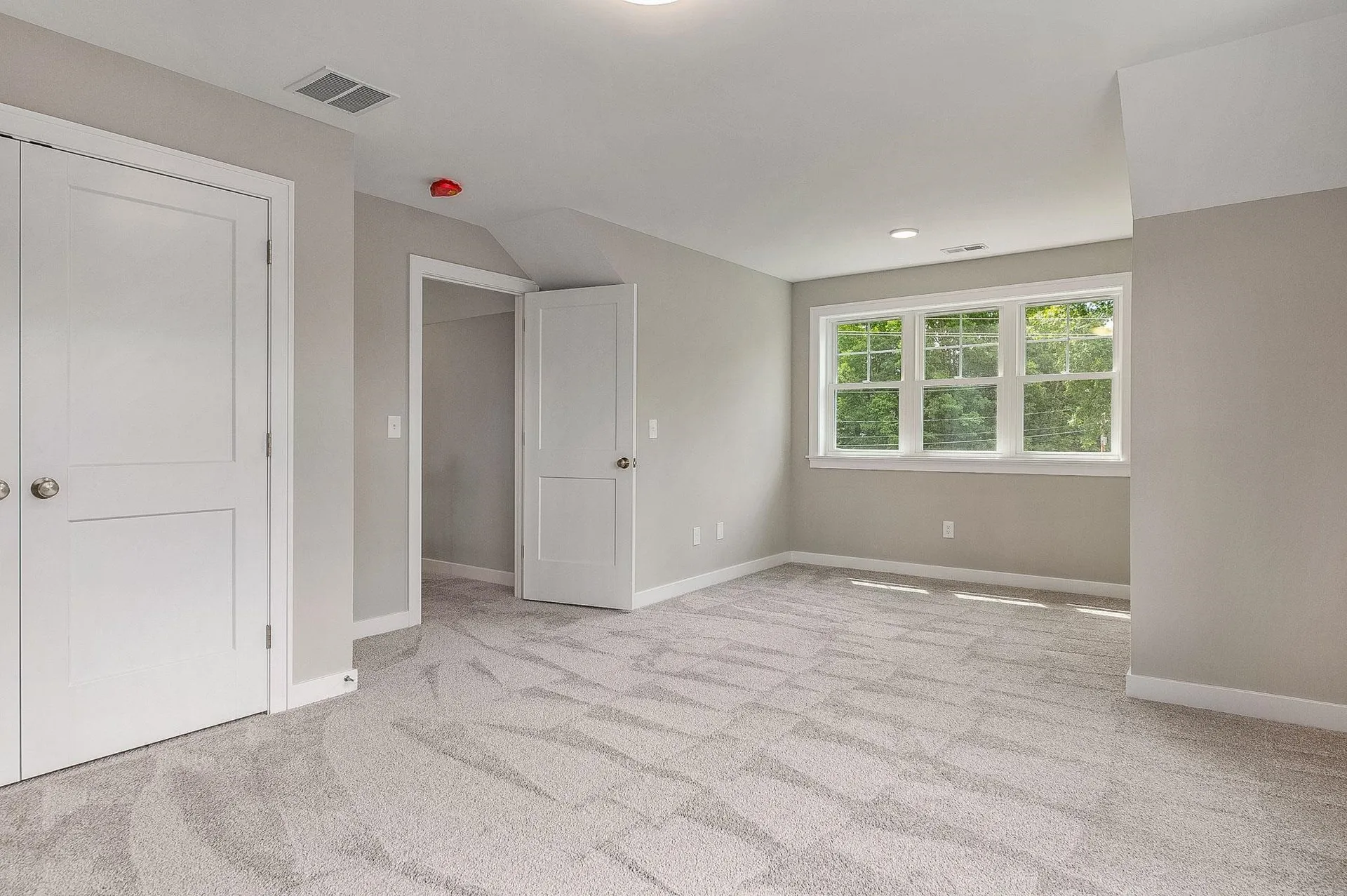 16 Summit Circle Newmarket NH 03857