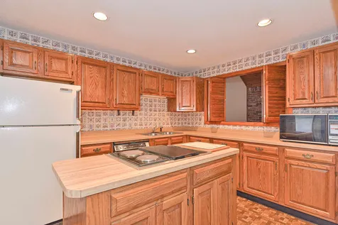 37 Stonehurst Manor Road Conway NH 03818