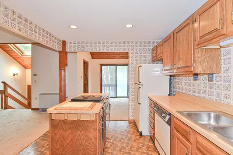 37 Stonehurst Manor Road Conway NH 03818