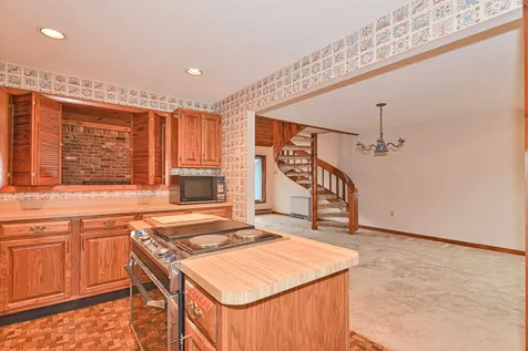 37 Stonehurst Manor Road Conway NH 03818