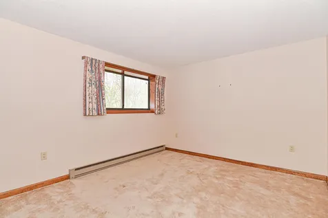 37 Stonehurst Manor Road Conway NH 03818