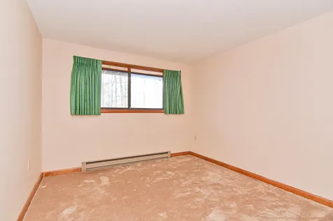 37 Stonehurst Manor Road Conway NH 03818