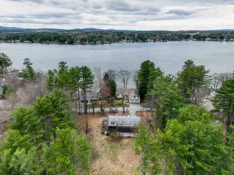 72 Shore Road Gilford NH 03249