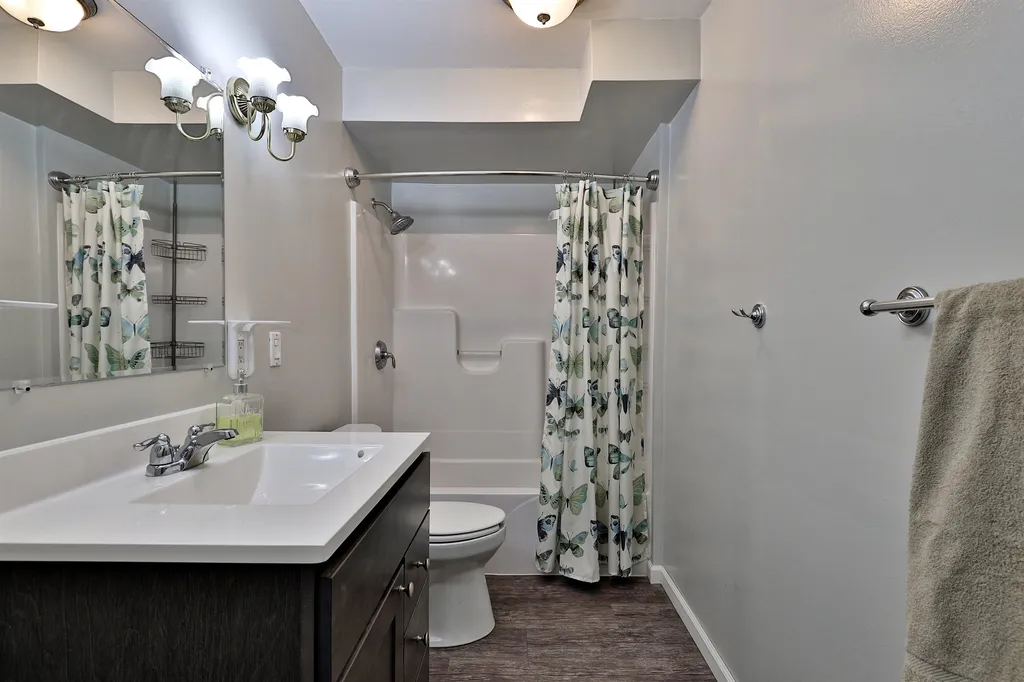 37 Gateway Court Mendon VT 05701
