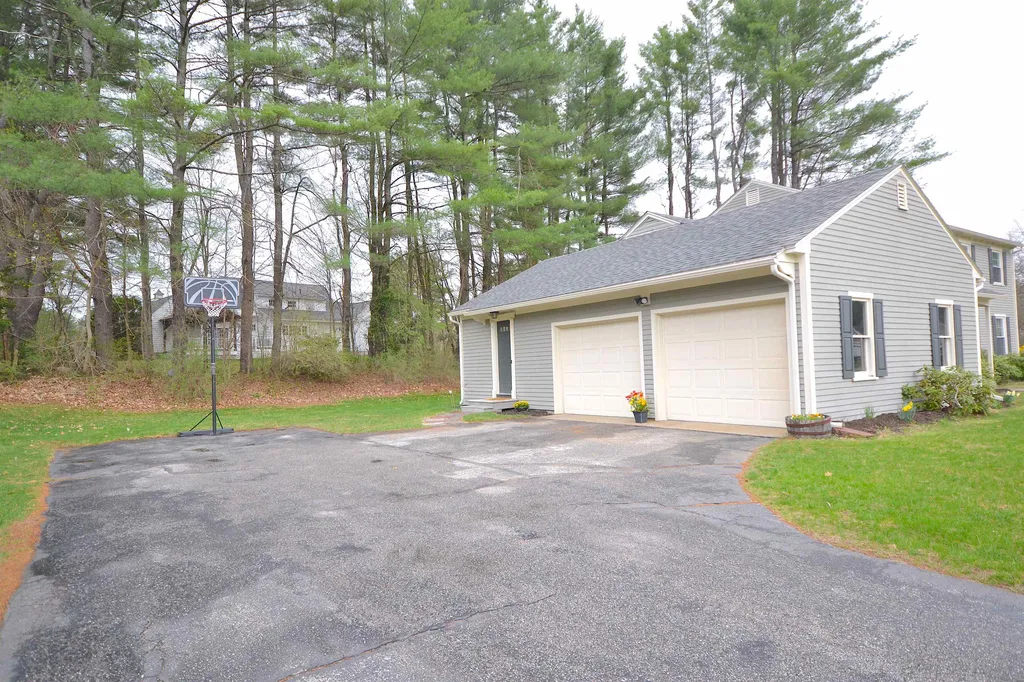 116 Ridgewood Avenue Keene NH 03431