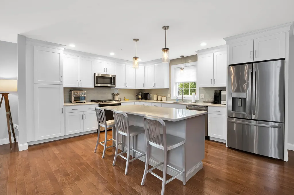 4 Carlis Way Plaistow NH 03865