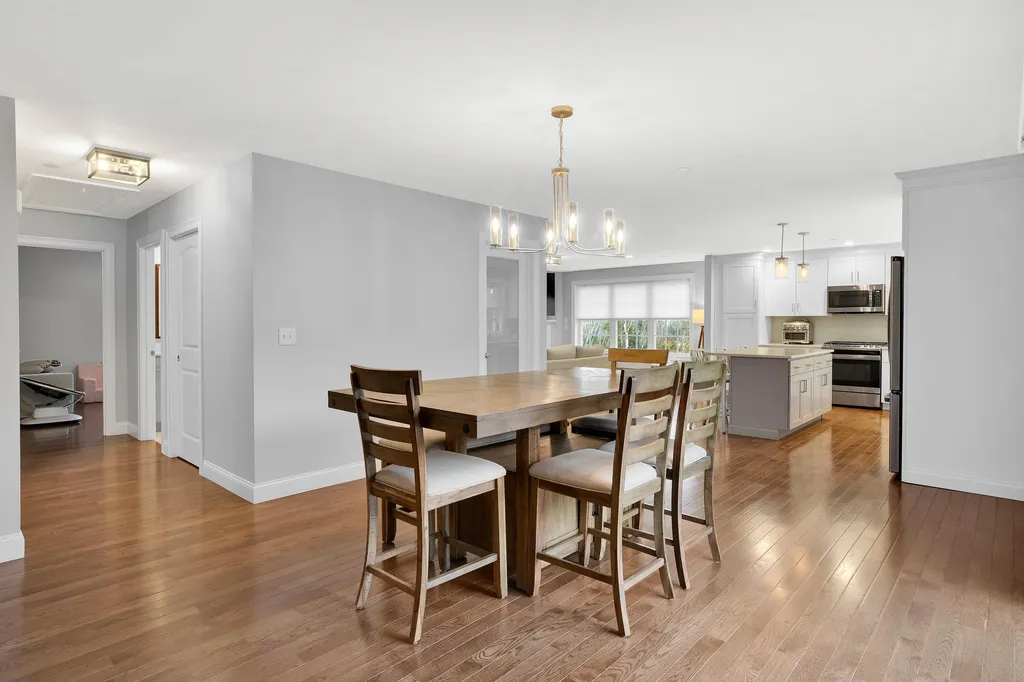 4 Carlis Way Plaistow NH 03865