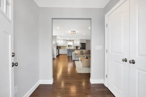 4 Carlis Way Plaistow NH 03865