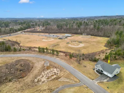 4 Carlis Way Plaistow NH 03865