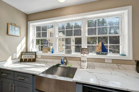 24 Dillon Way Laconia NH 03246