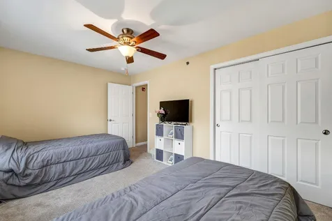 24 Dillon Way Laconia NH 03246