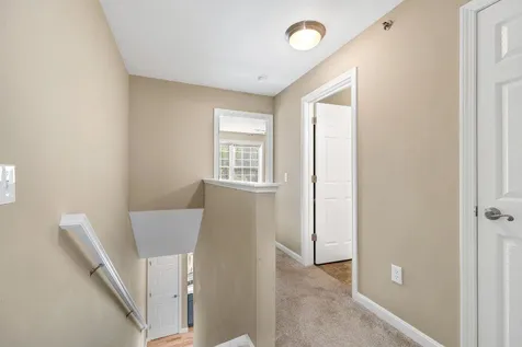 24 Dillon Way Laconia NH 03246
