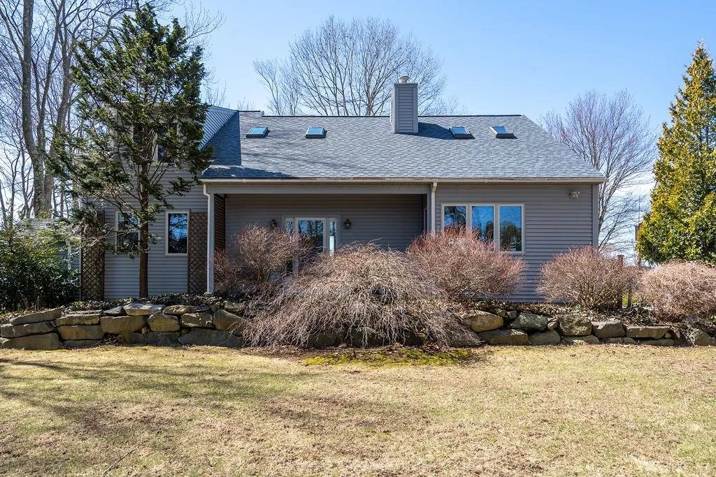 393 Dover Point Road Dover NH 03820