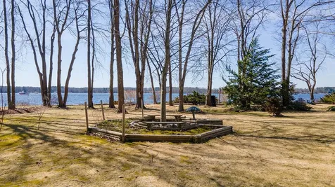 393 Dover Point Road Dover NH 03820