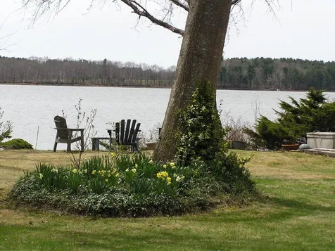 393 Dover Point Road Dover NH 03820