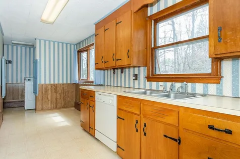 3 Coombs Road Somersworth NH 03878