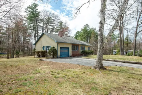 3 Coombs Road Somersworth NH 03878