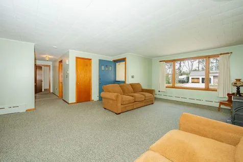 3 Coombs Road Somersworth NH 03878