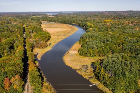 28 River Road Stratham NH 03885
