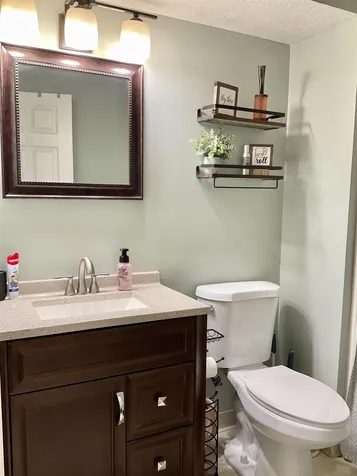 19 Saco Street Conway NH 03813