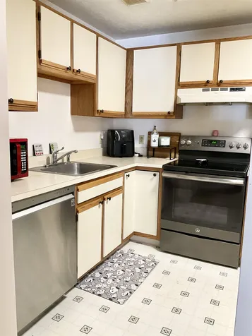 19 Saco Street Conway NH 03813