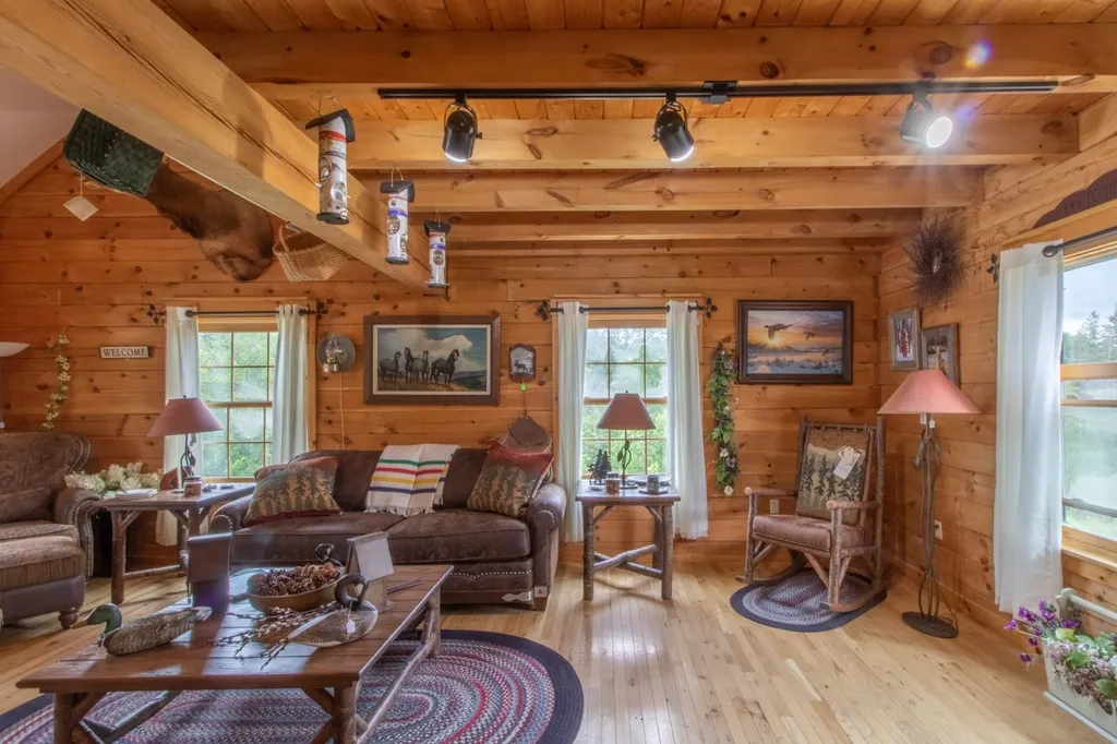 1513 Us Route 2e Danville VT 05828