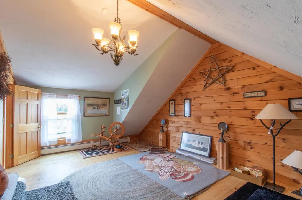 1513 Us Route 2e Danville VT 05828