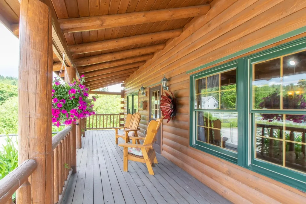 1513 Us Route 2e Danville VT 05828