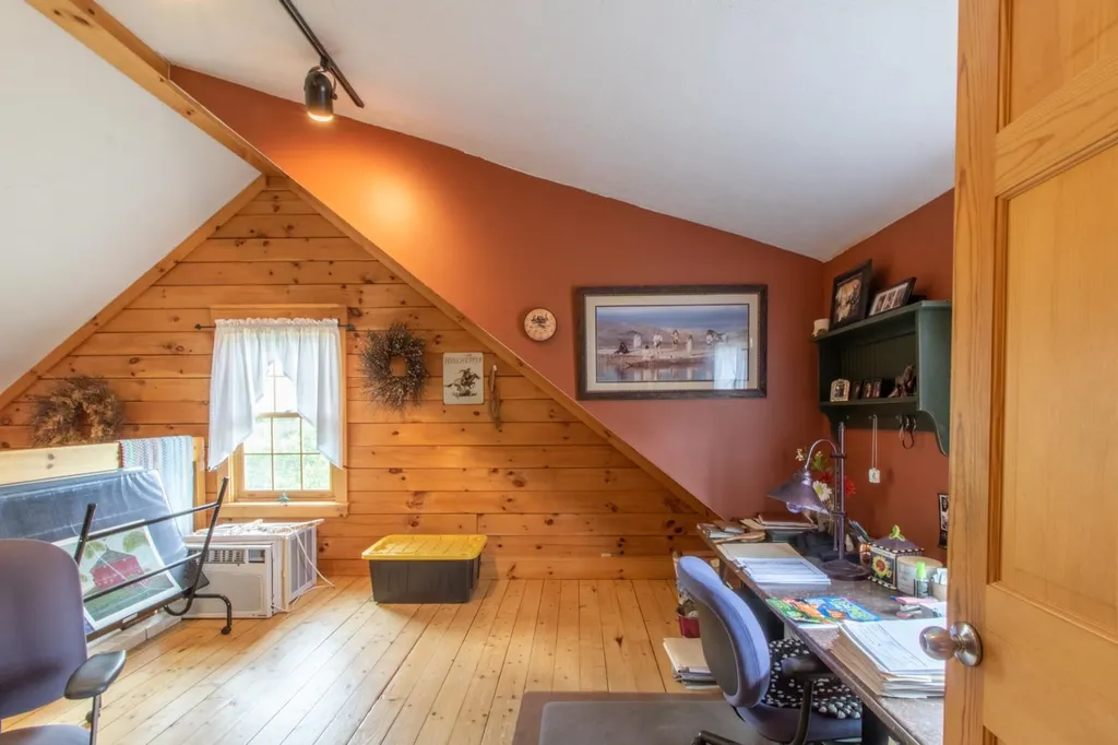 1513 Us Route 2e Danville VT 05828