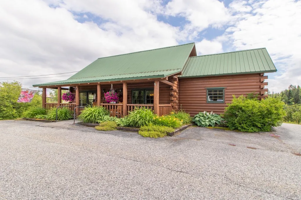 1513 Us Route 2e Danville VT 05828