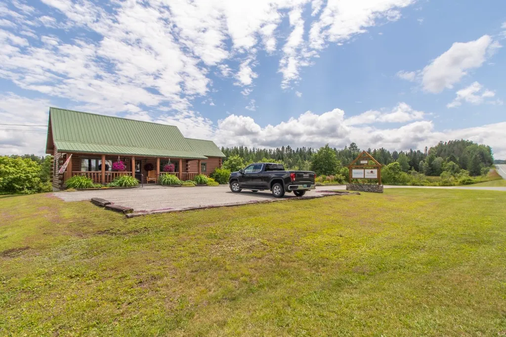 1513 Us Route 2e Danville VT 05828