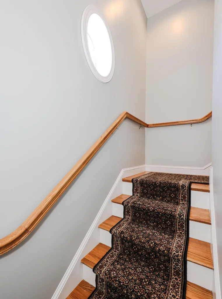 2246 Elm Street Manchester NH 03104