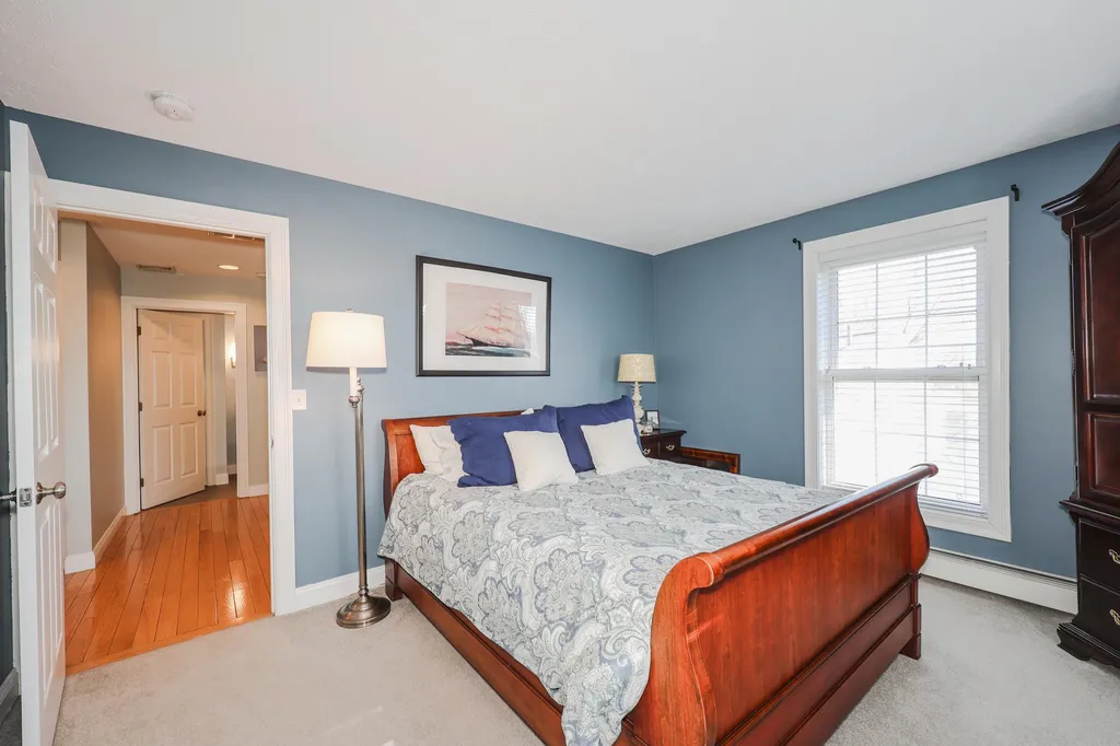 2246 Elm Street Manchester NH 03104