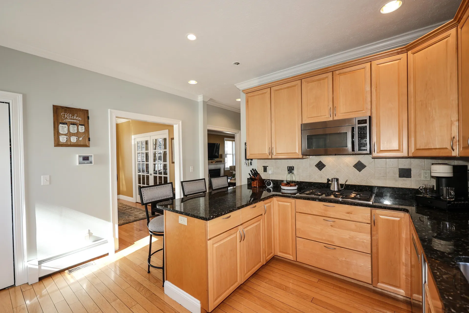 2246 Elm Street Manchester NH 03104