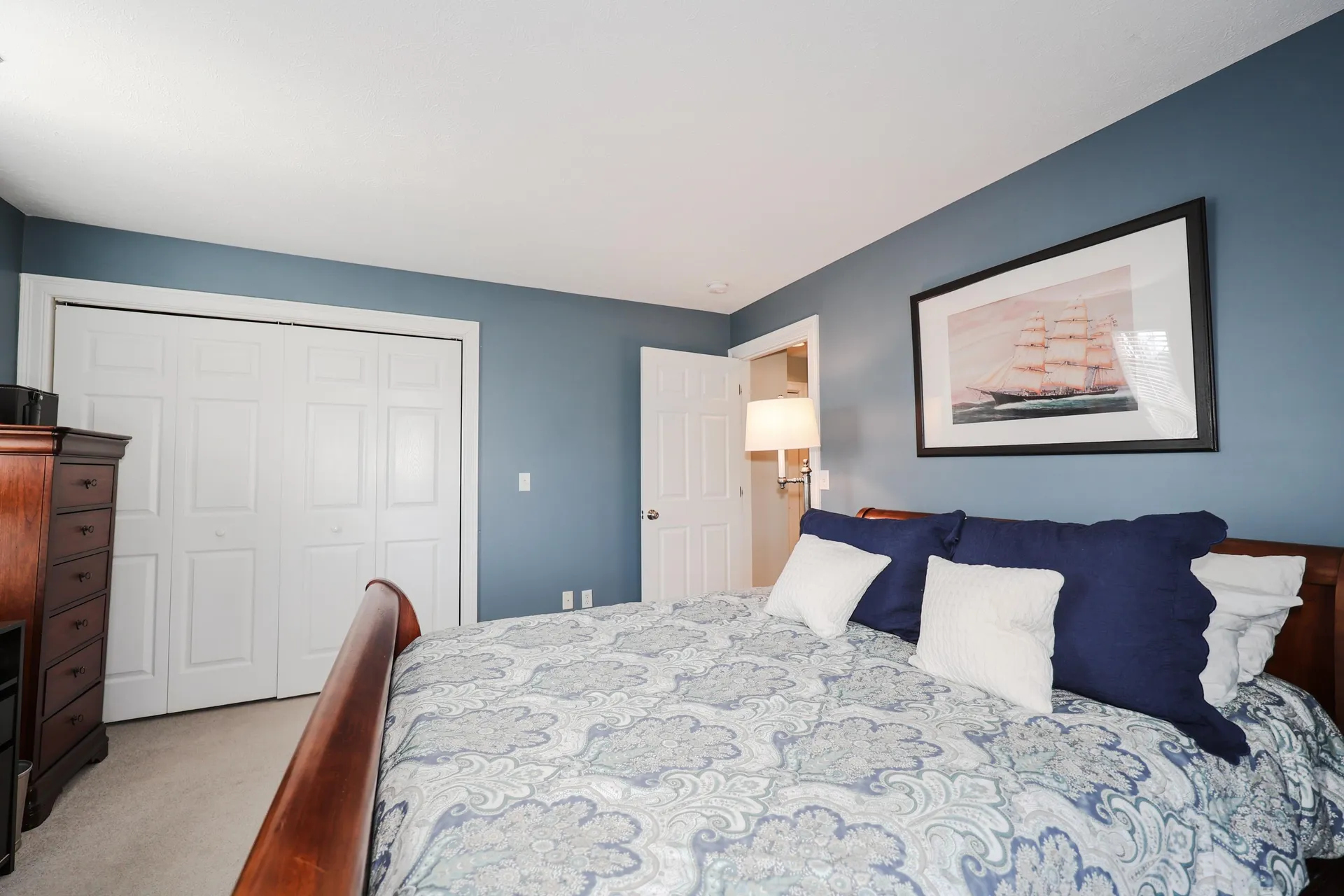 2246 Elm Street Manchester NH 03104