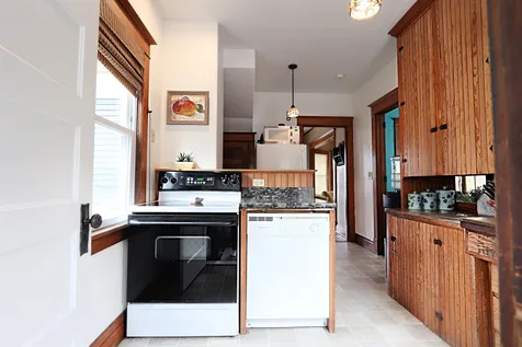 100 Raymond Street Lyndon VT 05819