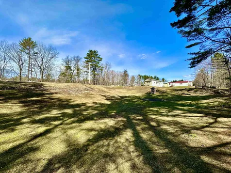 24 Dove Road Newport NH 03773