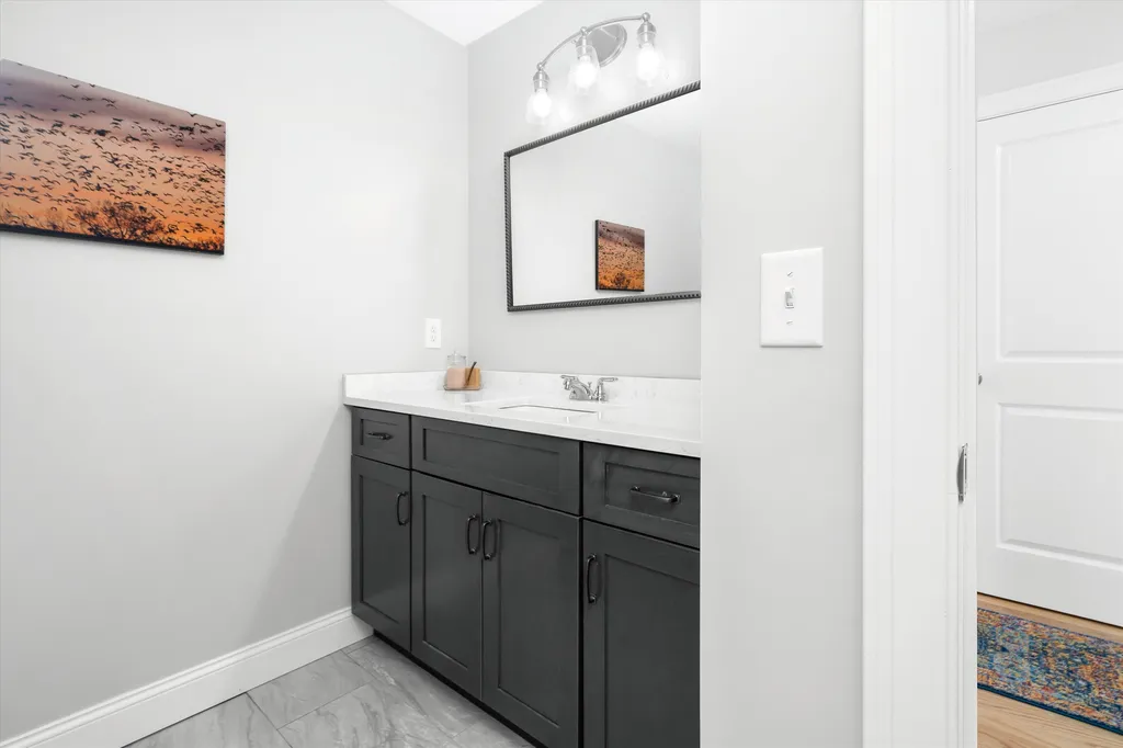 43 Walnut Hill Drive Hooksett NH 03106