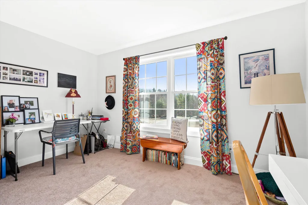 43 Walnut Hill Drive Hooksett NH 03106