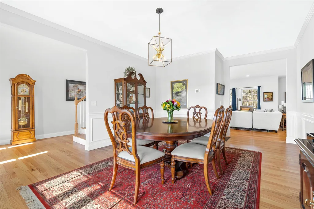 43 Walnut Hill Drive Hooksett NH 03106