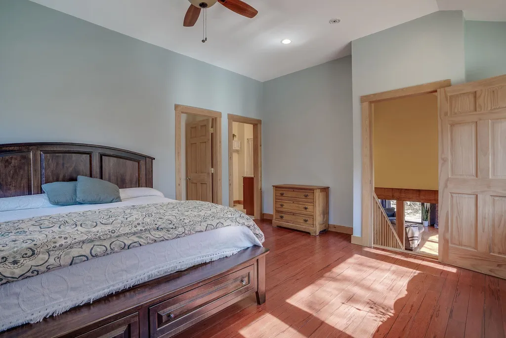 105 Saunders Hill Road New Boston NH 03070