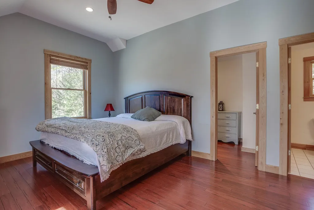 105 Saunders Hill Road New Boston NH 03070