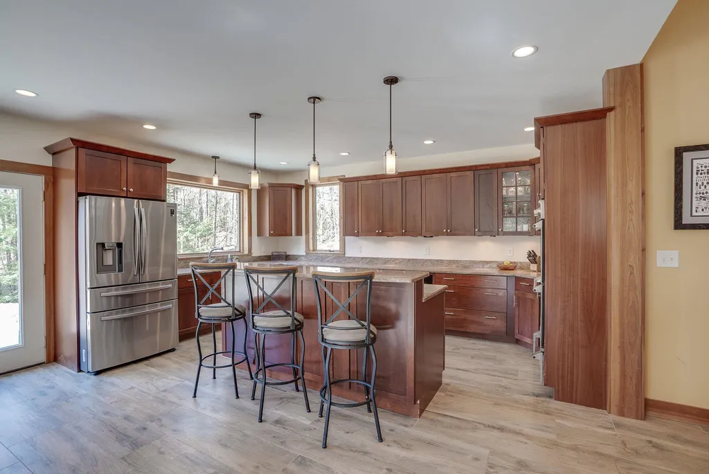 105 Saunders Hill Road New Boston NH 03070