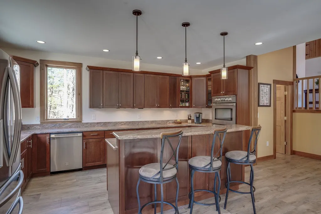 105 Saunders Hill Road New Boston NH 03070