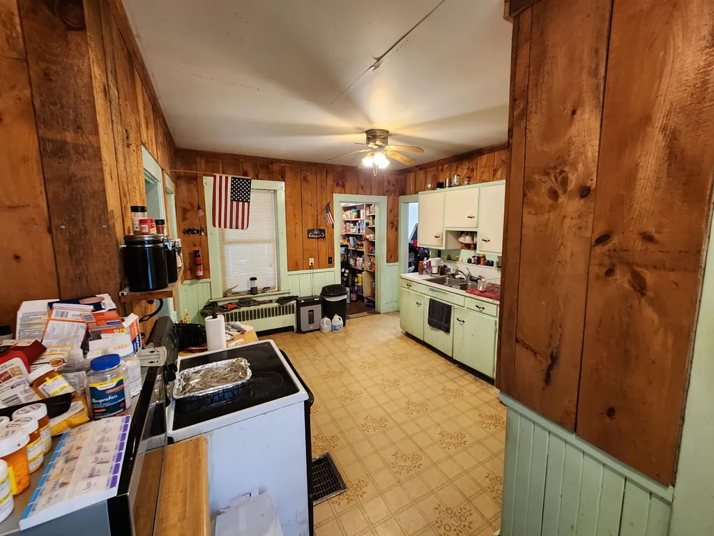 63 Williams Street Rockingham VT 05101