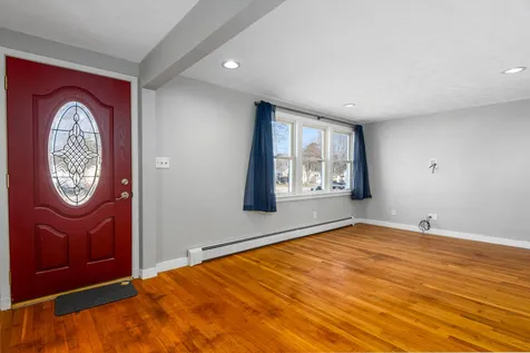 22 Hall Court Portsmouth NH 03801