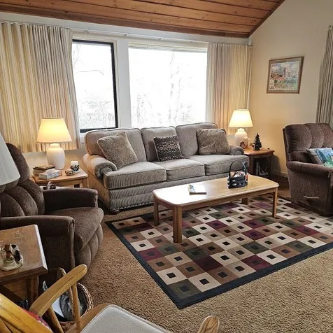 81 Clearbrook Road Lincoln NH 03251