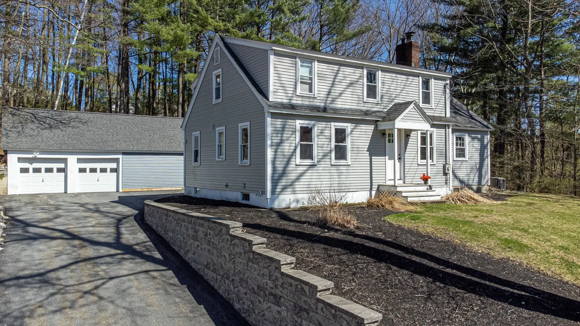 171 Pickering Street Manchester NH 03104